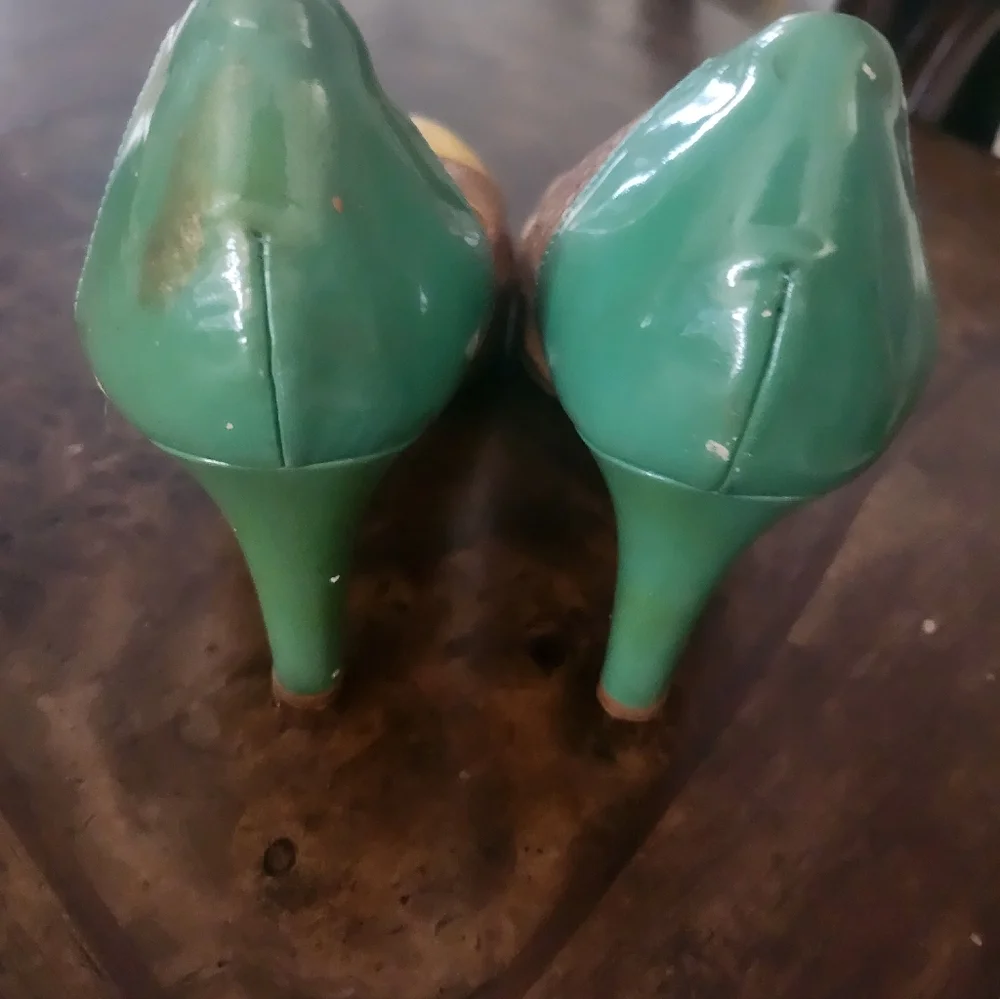 Kate Spade Snakeskin Pumps Size 9.5